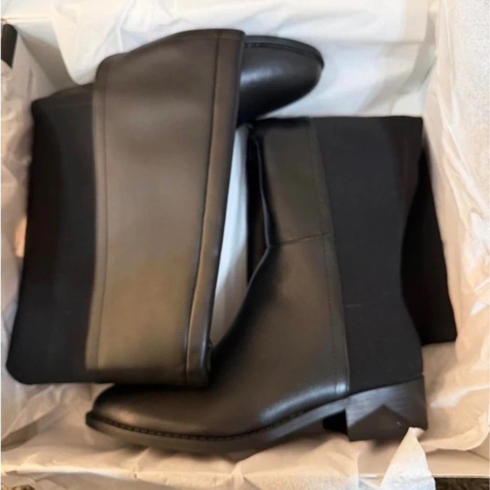 Women's Black Mid-Calf Heeled Leather Boots